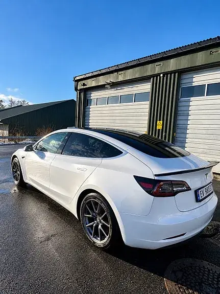 Tesla Model 3 2019 photo 4