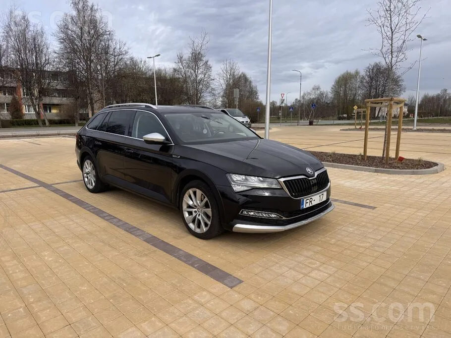 Skoda Superb 2022 photo 2