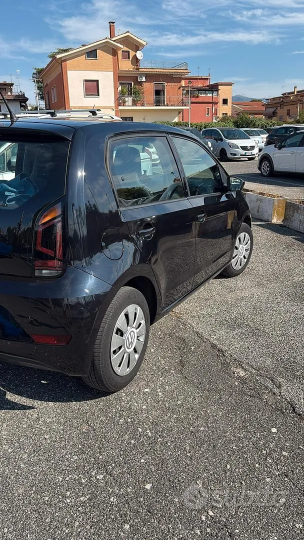 Volkswagen Up