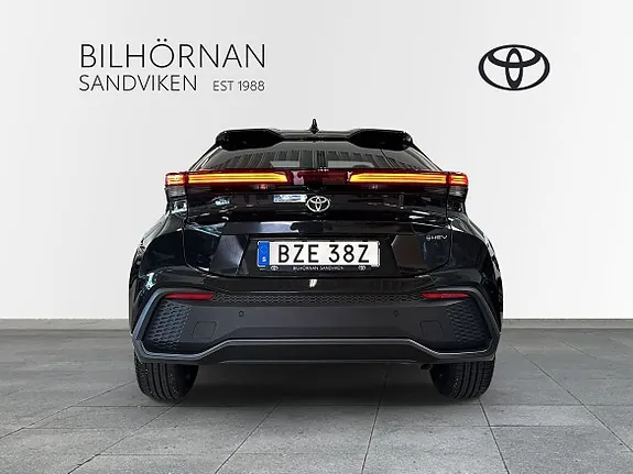 Toyota C-Hr 2025 photo 4