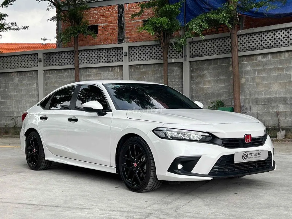 Honda Civic 2023 photo 2