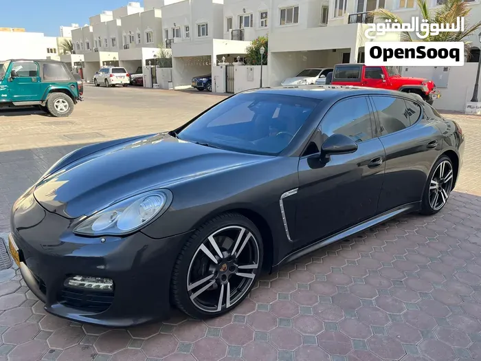 Porsche Panamera 2013 photo 2