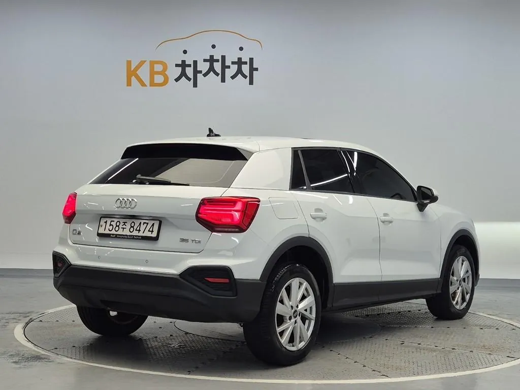 Audi Q2 2023 photo 3