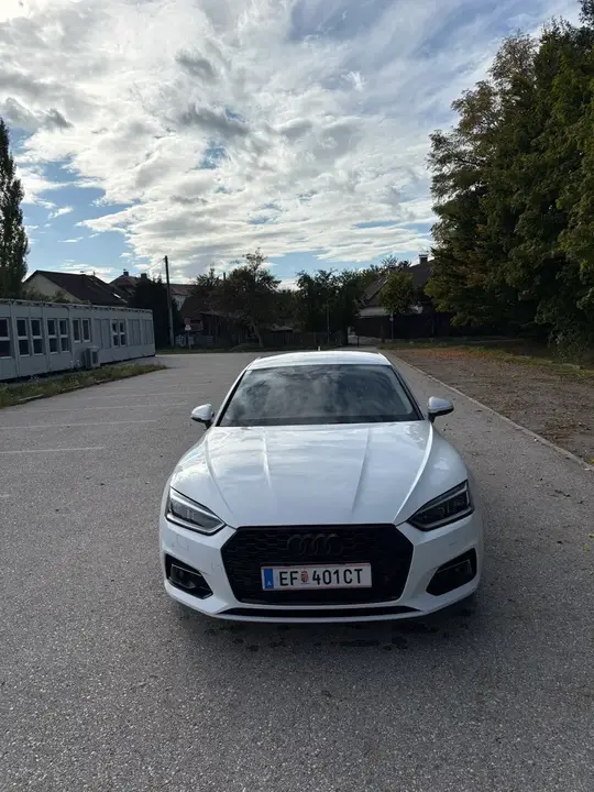 Audi A5 2019 photo 2