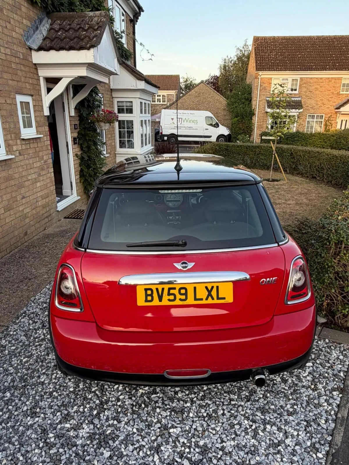 Mini Hatch 2009 photo 4