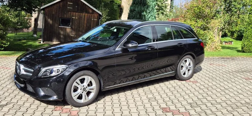 Mercedes-Benz C 180