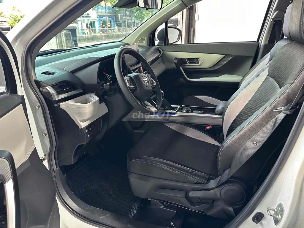 Toyota Veloz Cross 2024 photo 4
