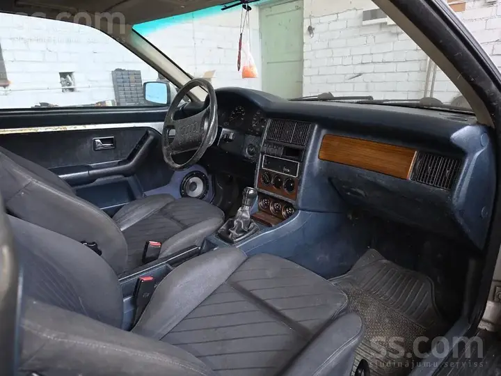 Audi Coupe 1989 photo 4