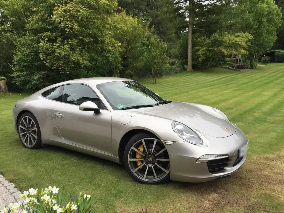 Porsche Carrera S
