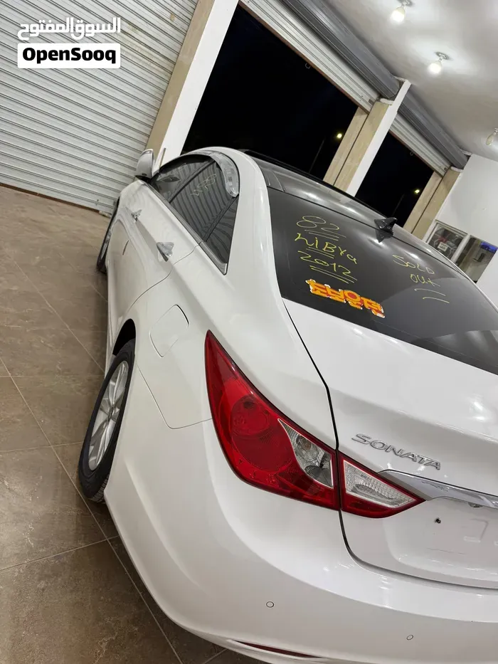 Hyundai Sonata 2011 photo 4