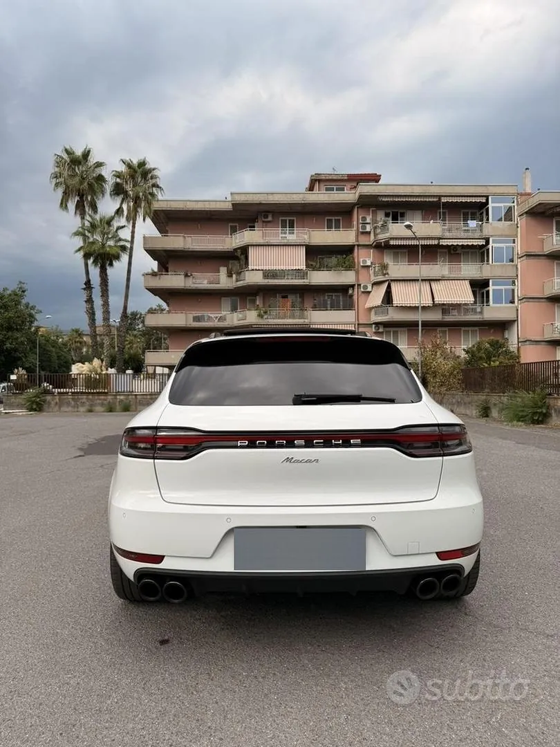 Porsche Macan 2019 photo 2