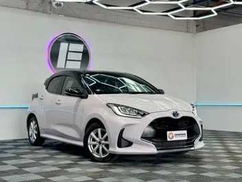 Toyota Yaris 2020 photo 2