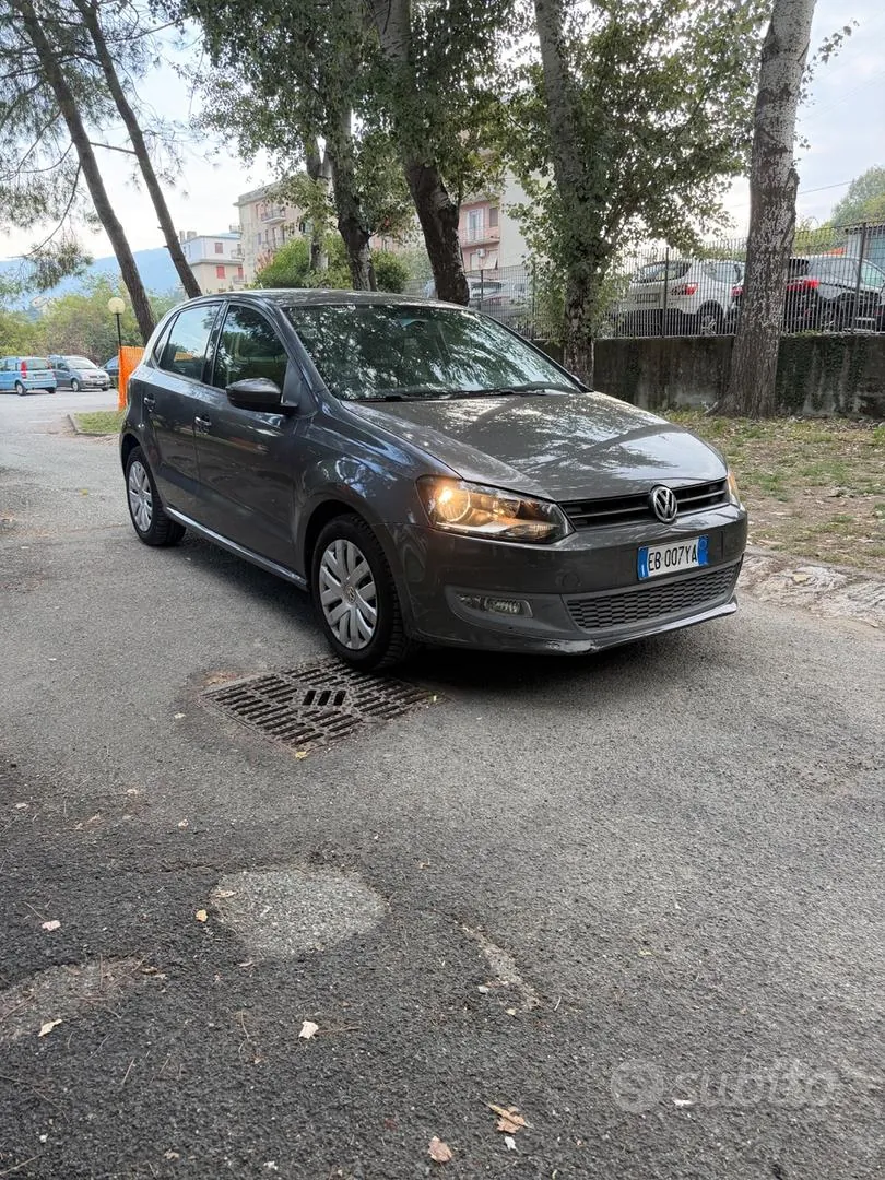 Volkswagen Polo 2010 photo 2