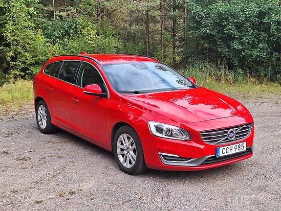 Volvo V60 2014 photo 2