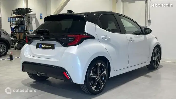 Toyota Yaris 2025 photo 5