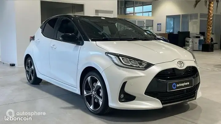 Toyota Yaris 2025 photo 3