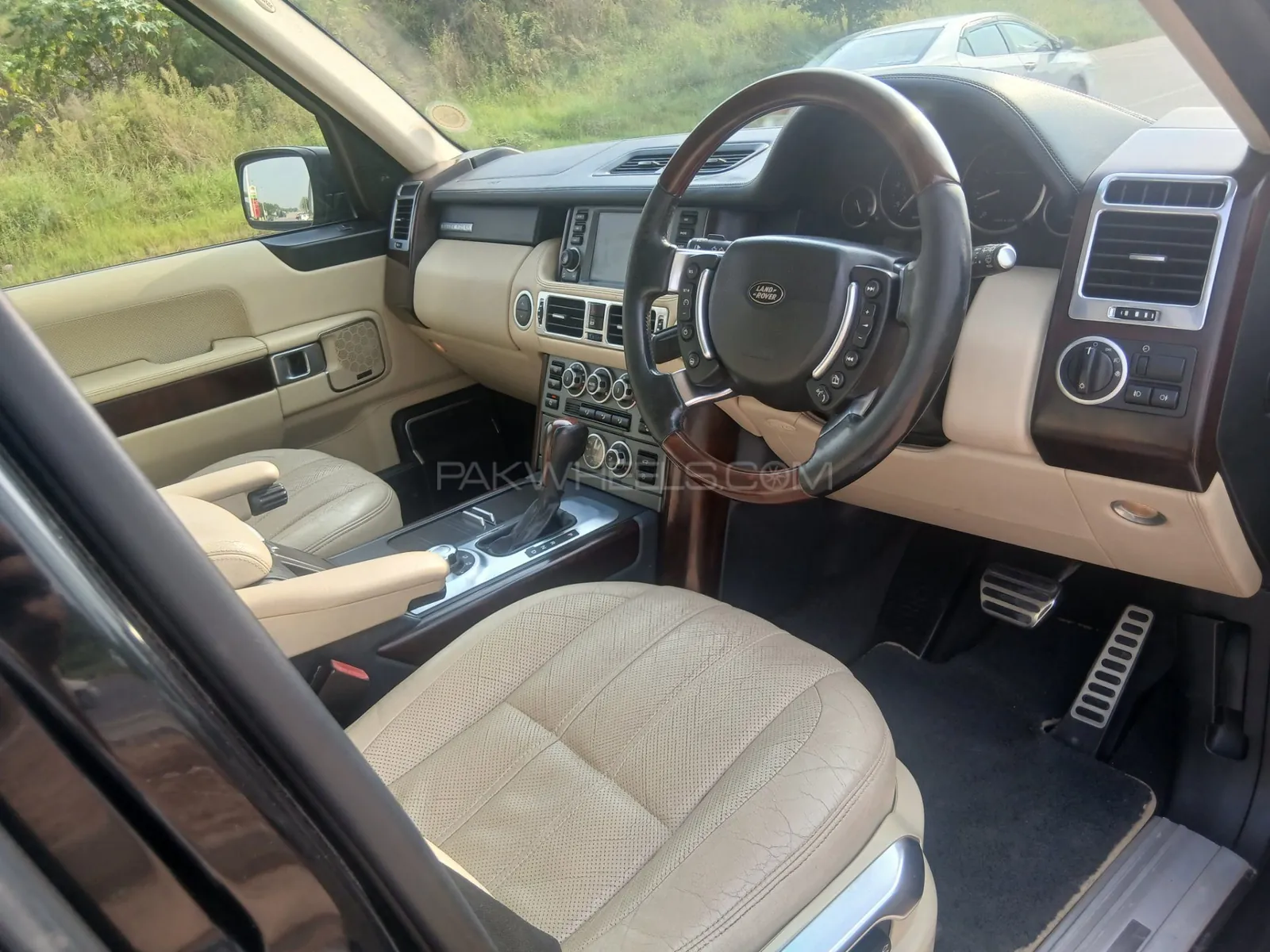 Range Rover Autobiography