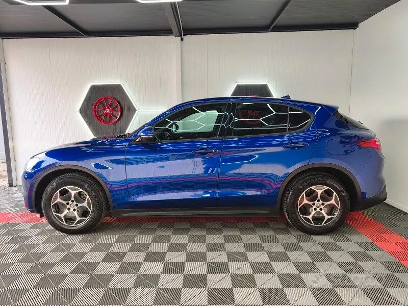 Alfa Romeo Stelvio 2022 photo 4