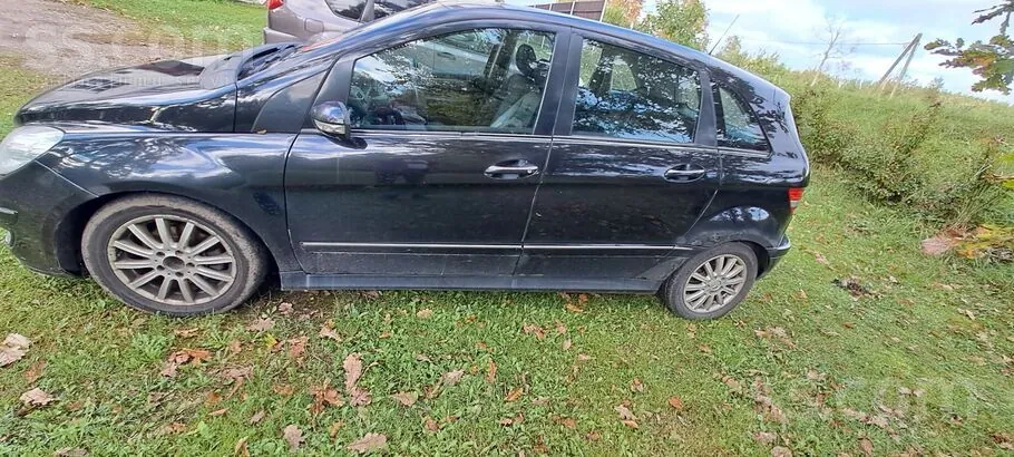 Mercedes-Benz B200 2007 photo 3