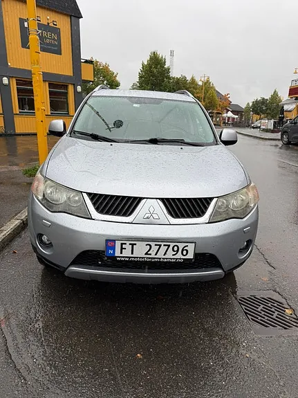 Mitsubishi Outlander 2009 photo 4