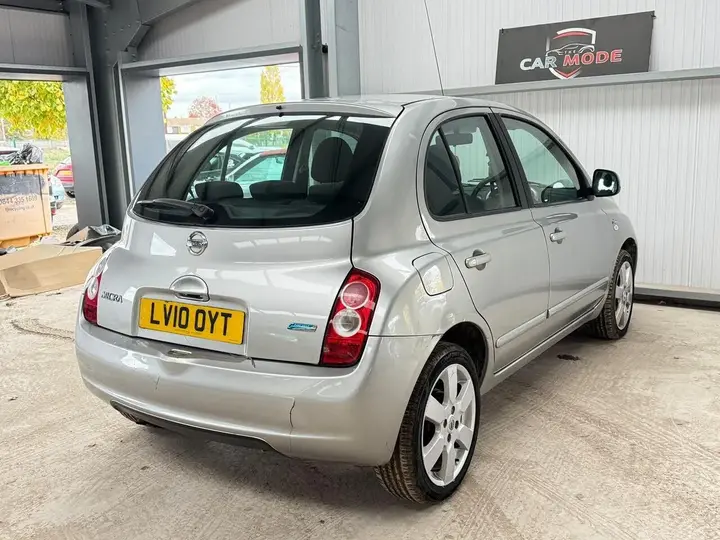 Nissan Micra 2010 photo 4