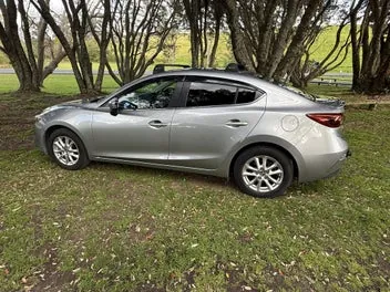 Mazda Axela 2015 photo 3