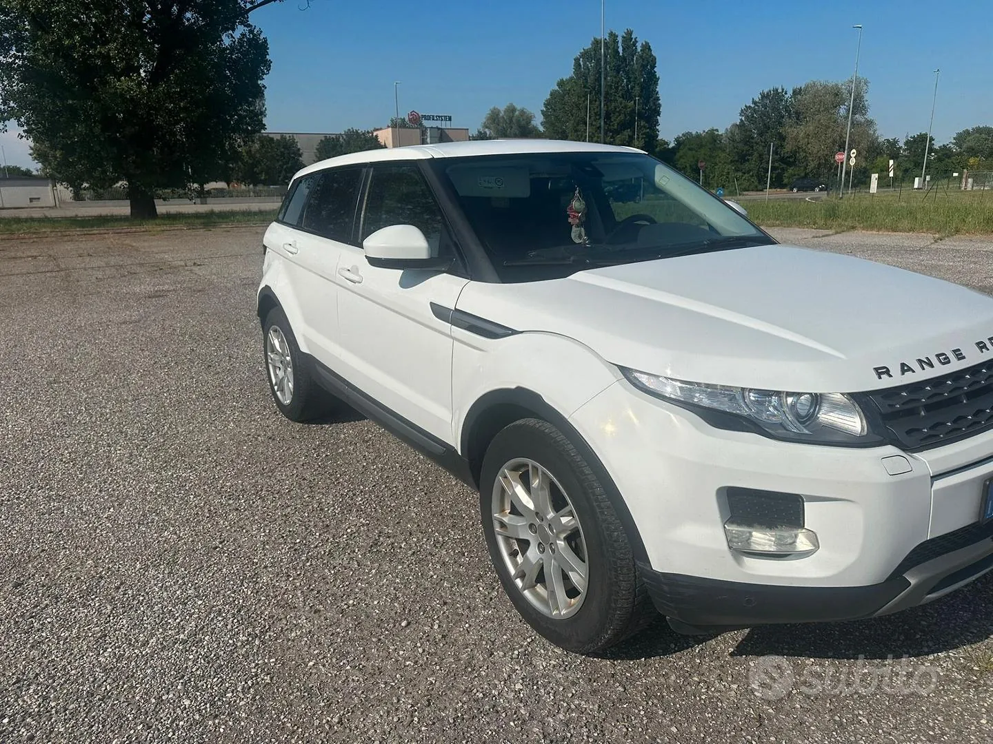 Land Rover Range Rover Evoque 2014 photo 5