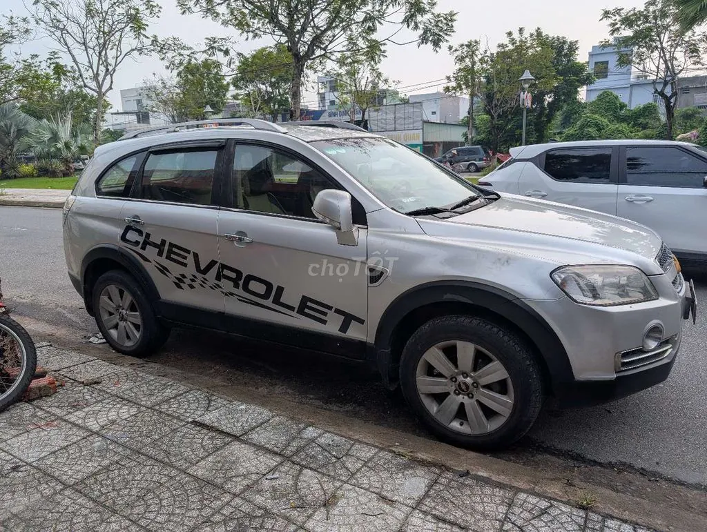 Chevrolet Captiva 2010 photo 2