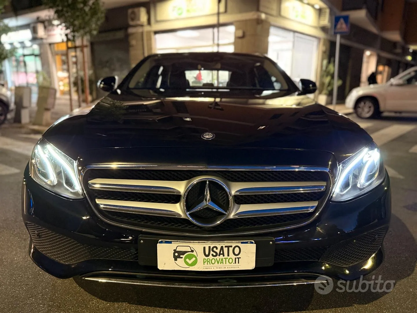 Mercedes-Benz E220