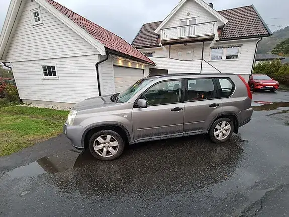Nissan X-Trail 2007 photo 2