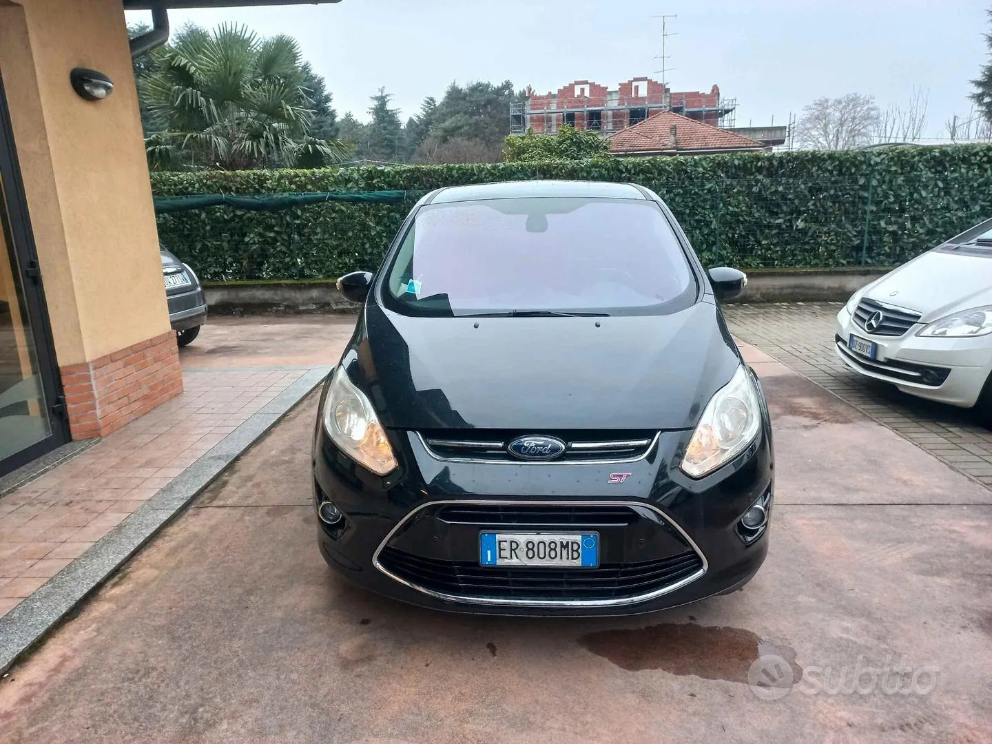 Ford C-Max 2013 photo 2