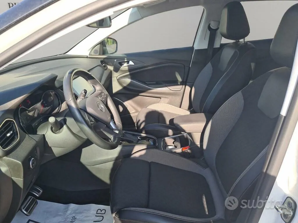 Opel Grandland X 2020 photo 4