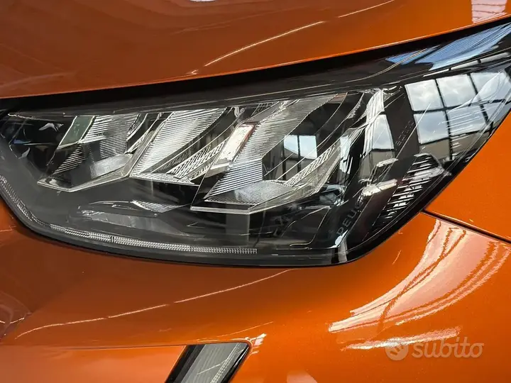 Peugeot 2008 2023 photo 5
