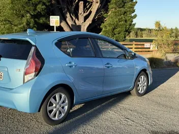 Toyota Aqua 2016 photo 4