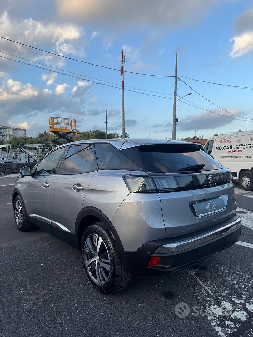 Peugeot 3008 2022 photo 5