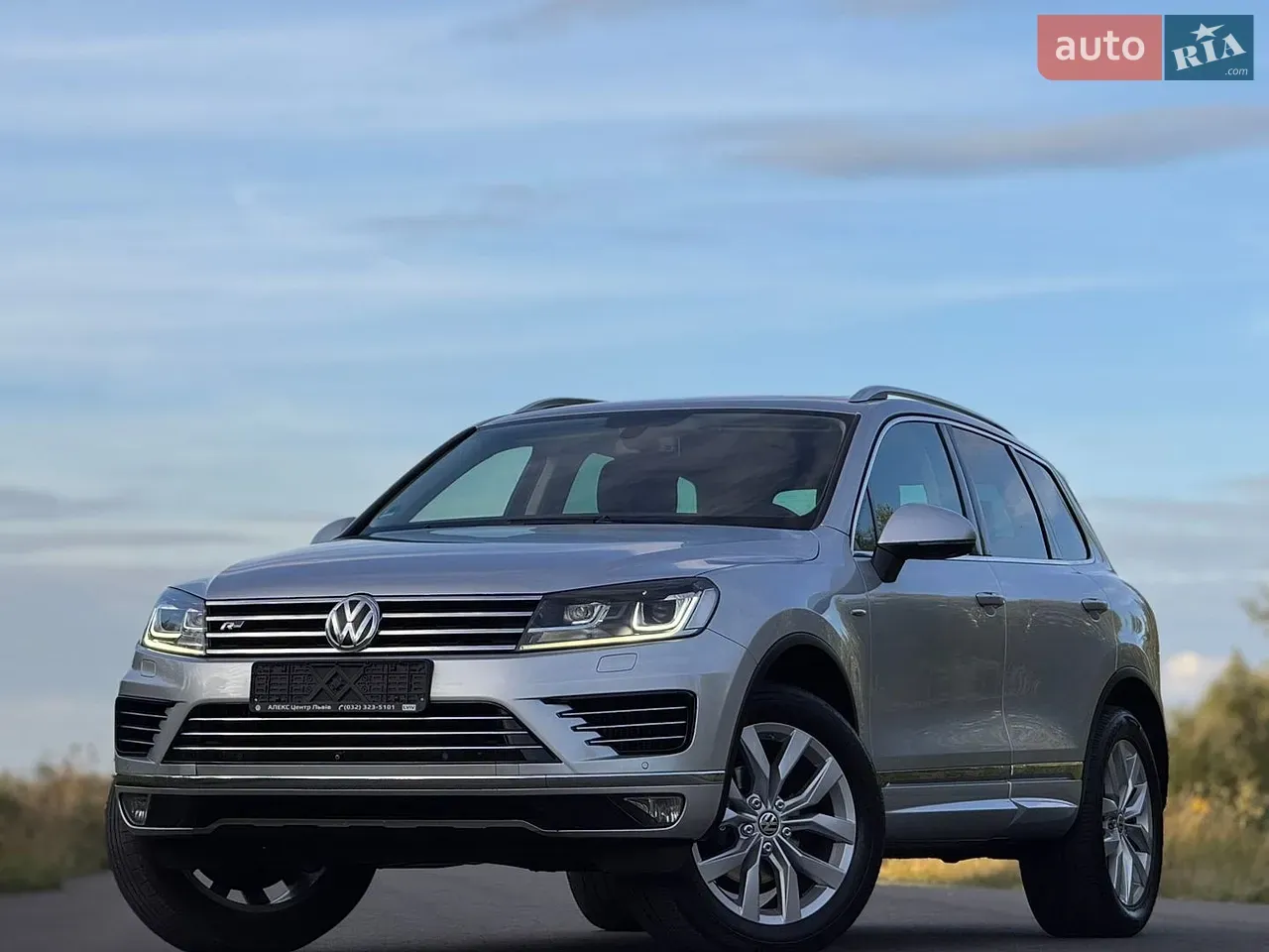 Volkswagen Touareg 2015 photo 3
