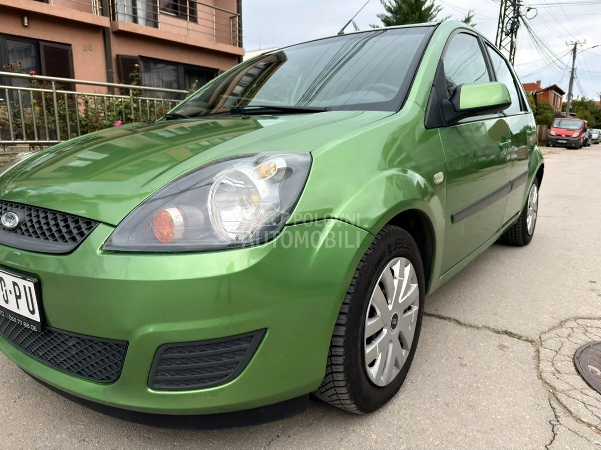 Ford Fiesta 2008 photo 2