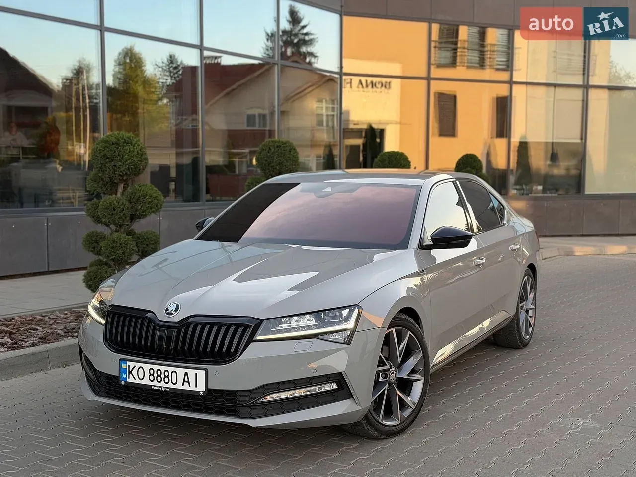 Skoda Superb 2020 photo 2