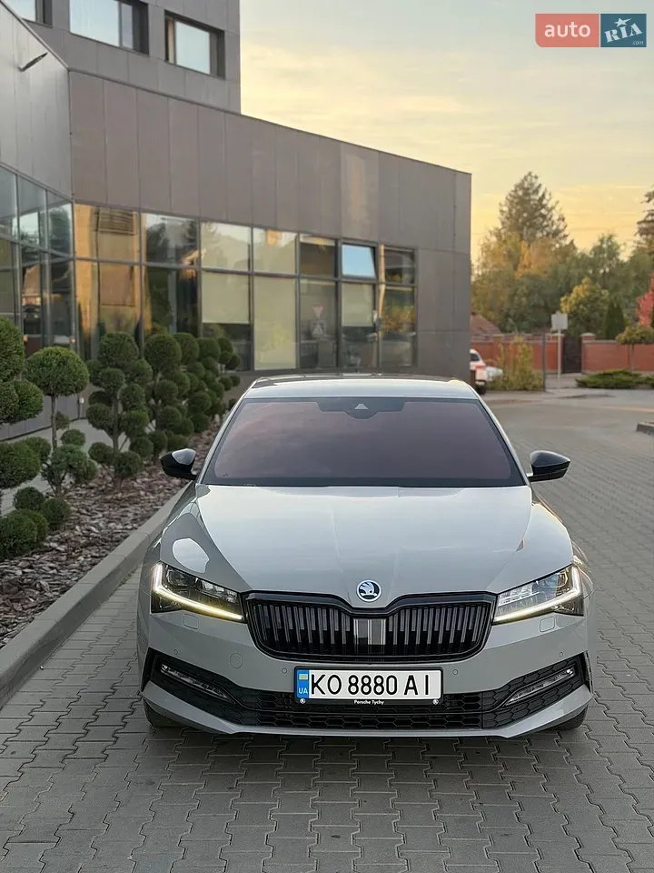 Skoda Superb 2020 photo 5