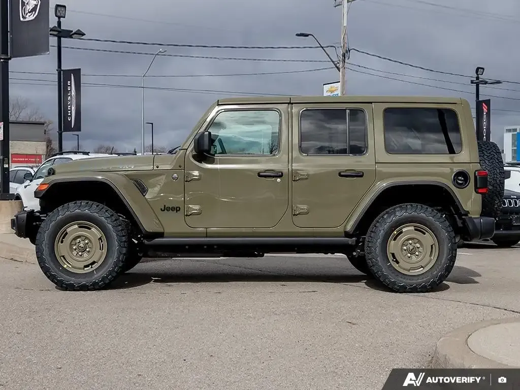 Jeep Wrangler 2026 photo 3