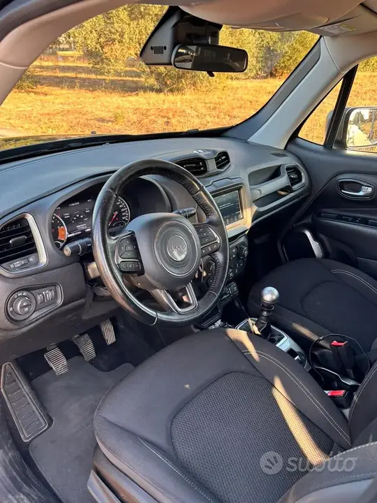 Jeep Renegade 2019 photo 4
