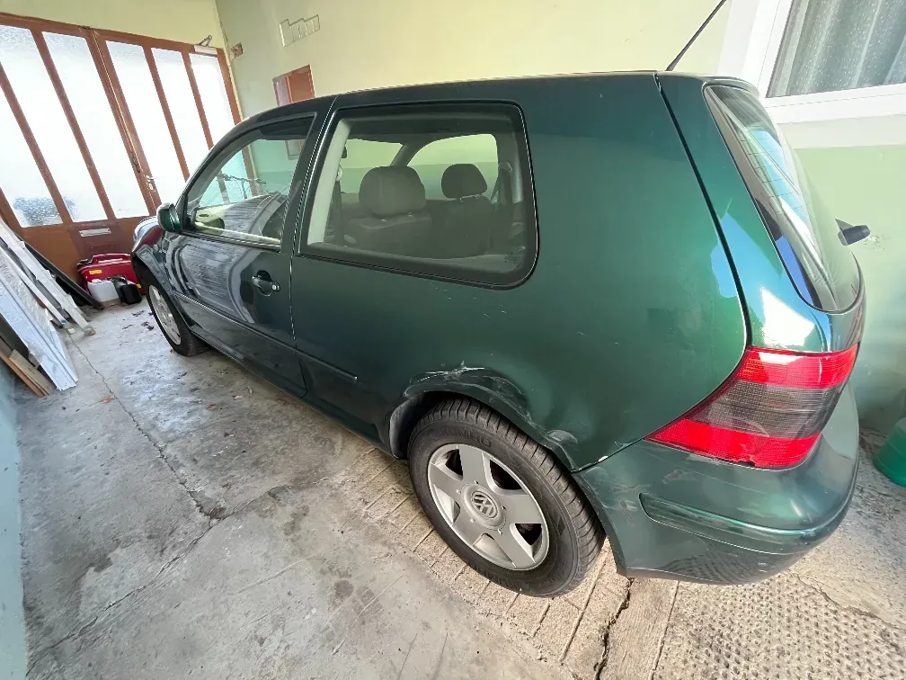 Volkswagen Golf 1999 photo 2