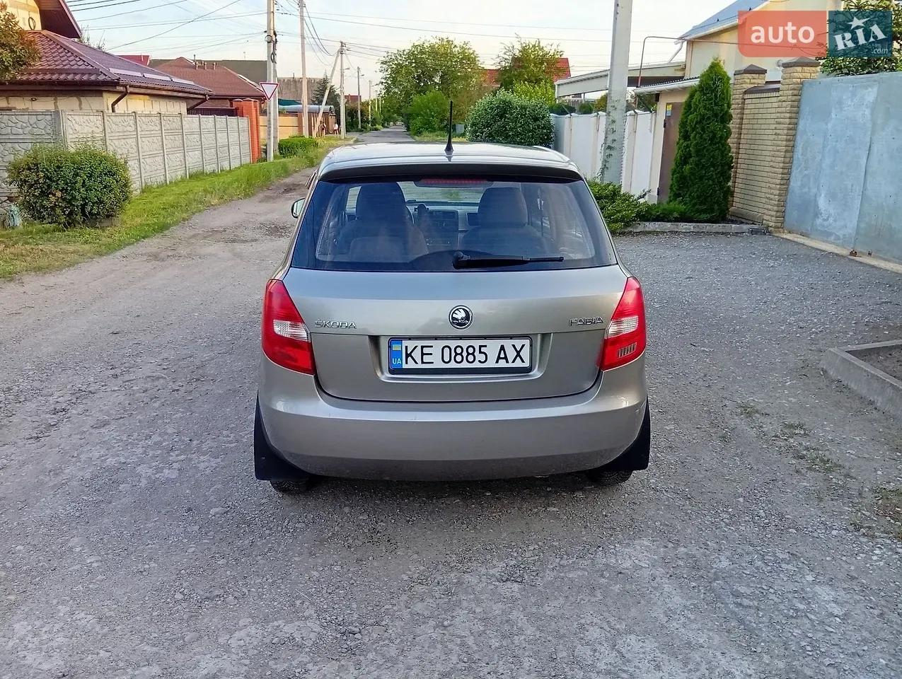 Skoda Fabia 2013 photo 2
