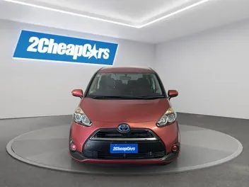 Toyota Sienta 2016 photo 3