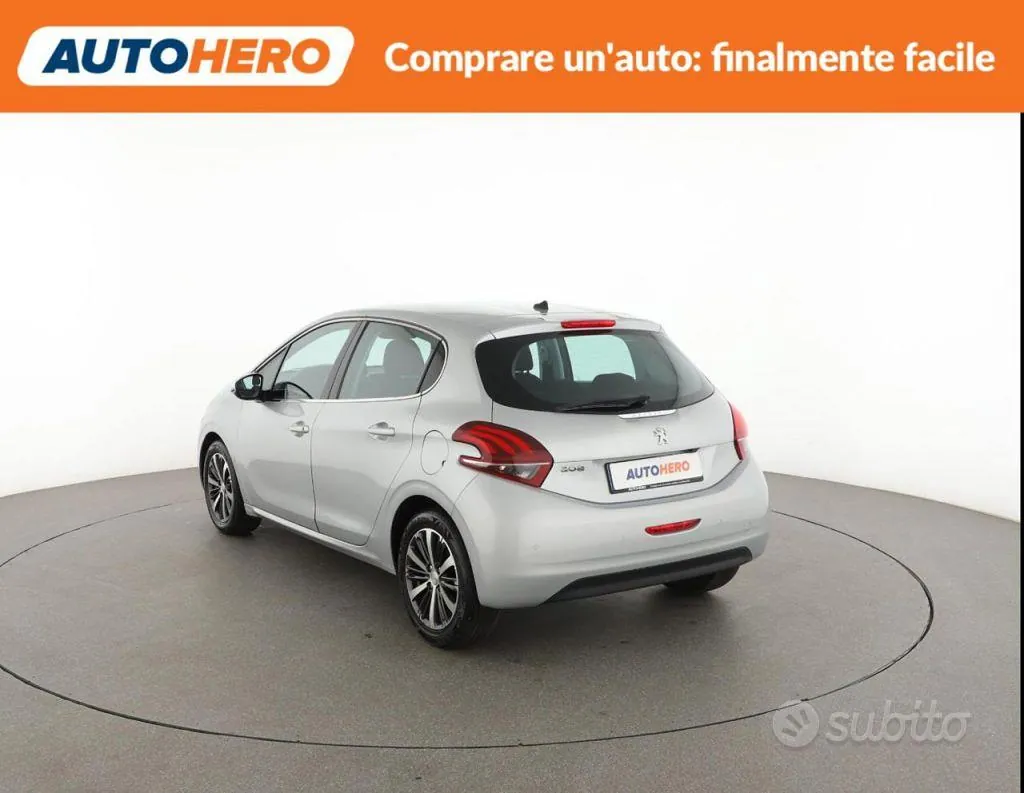 Peugeot 208 2018 photo 4