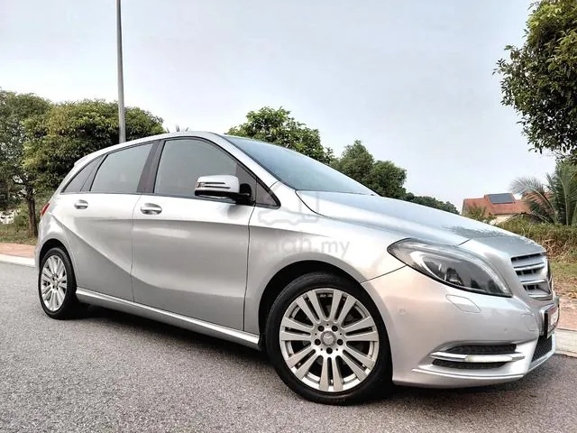 Mercedes-Benz B200