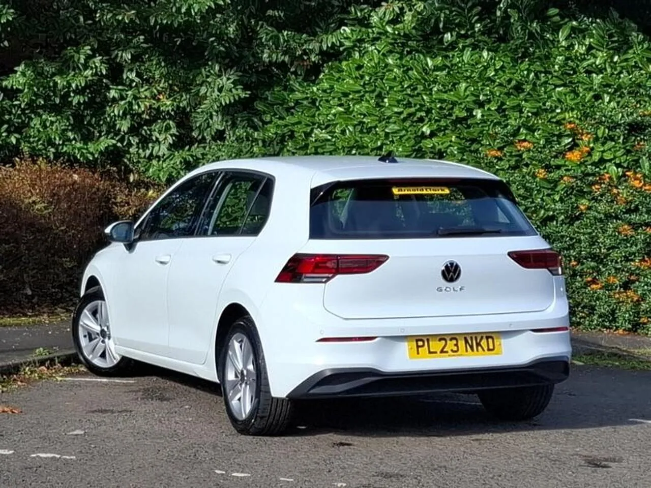 Volkswagen Golf 2023 photo 2
