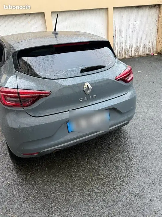 Renault Clio 2020 photo 2