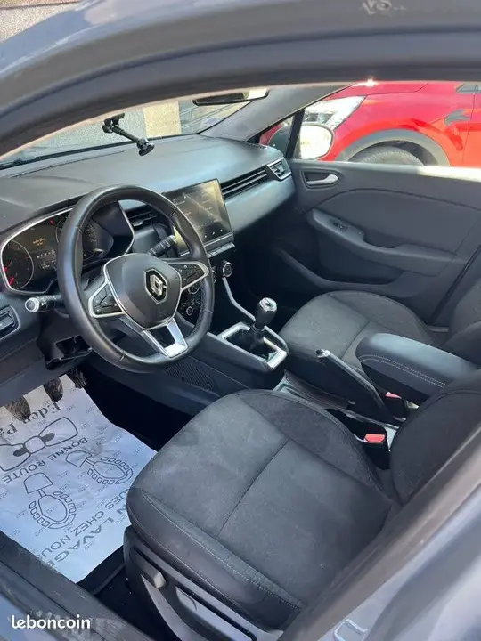 Renault Clio 2020 photo 3