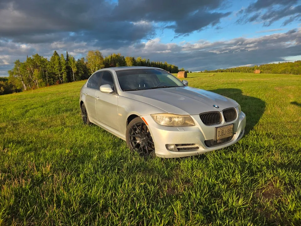 BMW 335Xi 2009 photo 5